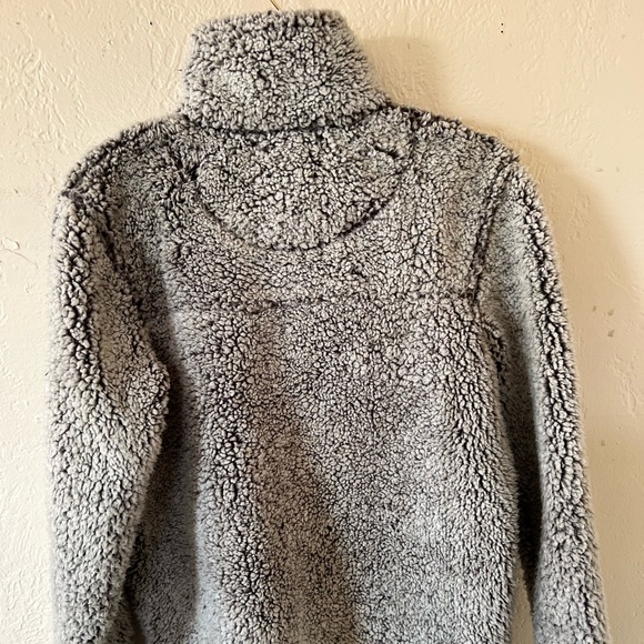 Sherpa Quarter Zip - Picture 4 of 4